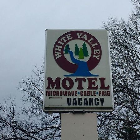 White Valley Motel Saint Charles ภายนอก รูปภาพ